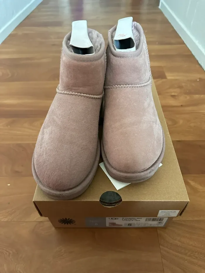 Ugg rose - photo numéro 2
