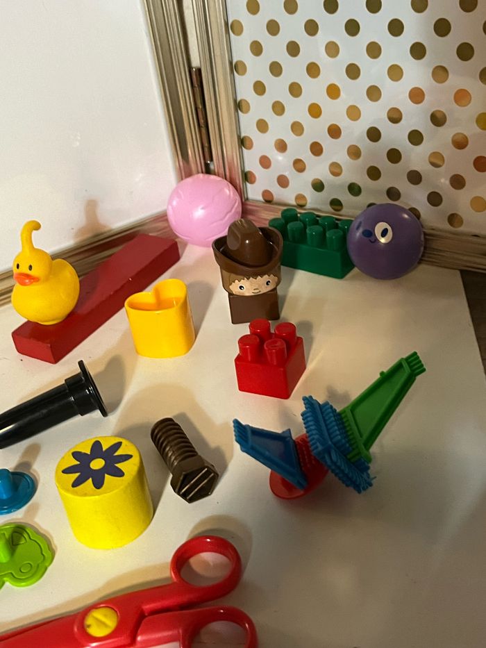 Lot de divers jouets - photo numéro 4