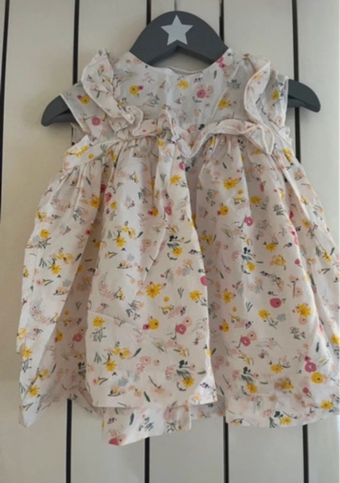 Robe blanche fleurie petit bateau - photo numéro 2