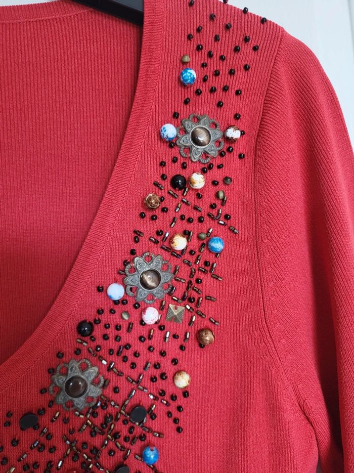 Pull col V avec perles taille 36 - photo numéro 3