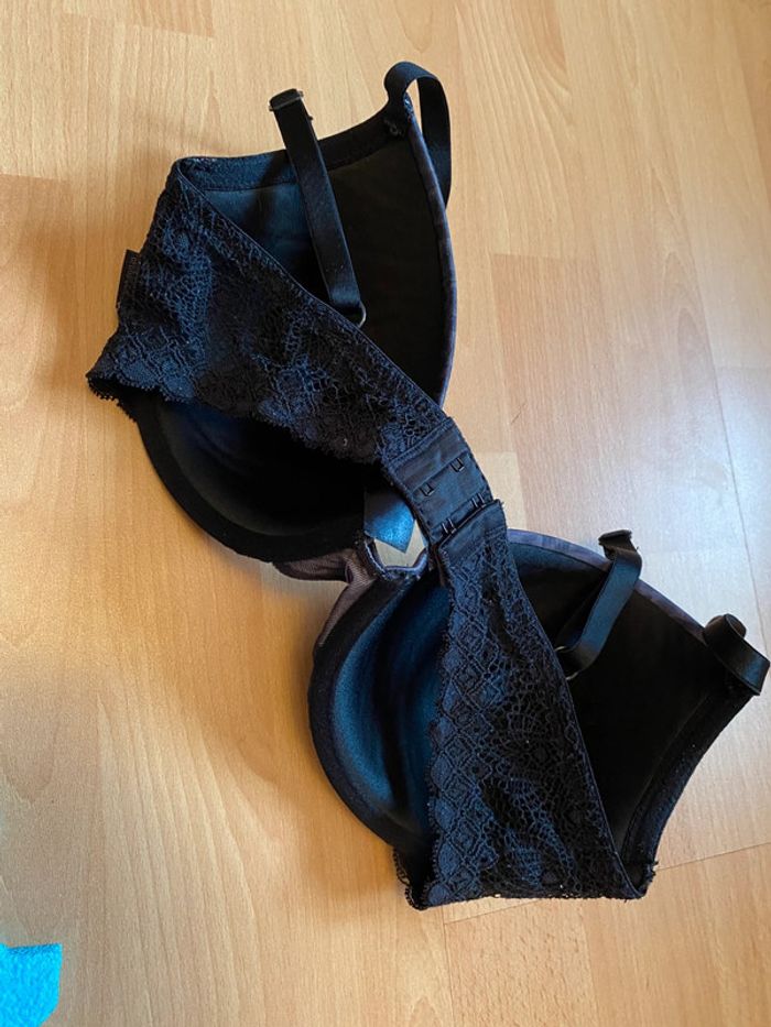 Soutien gorge Bruno Banani Taille EUR 75 D = 90 D - photo numéro 2