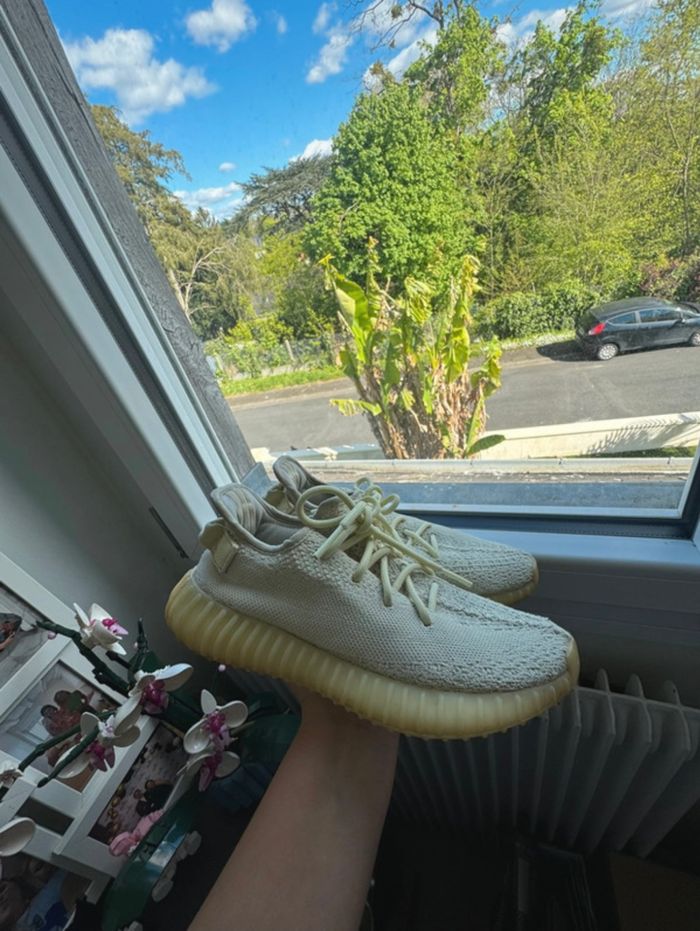 Yeezy Boost 350 v2 Butter - photo numéro 2