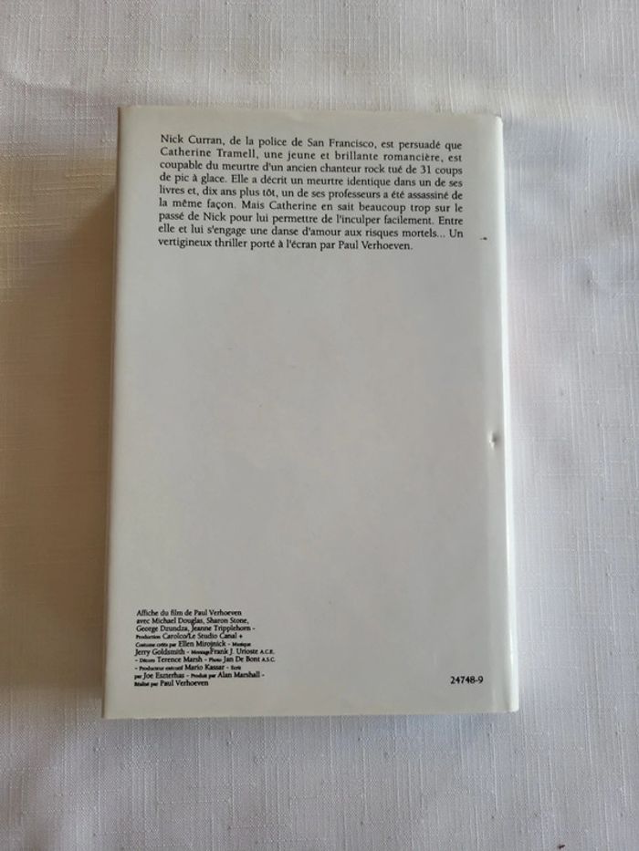 Livre relié Basic Instinct - photo numéro 2