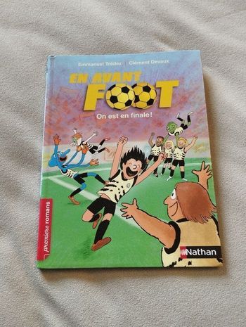 Livre en avant foot