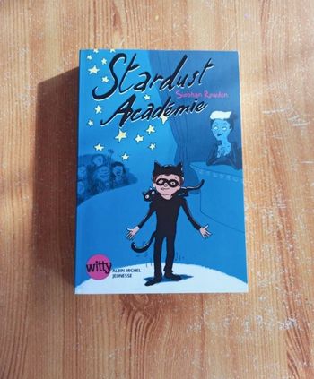 Livre stardust académie