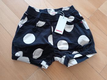 Short Catimini neuf 18M