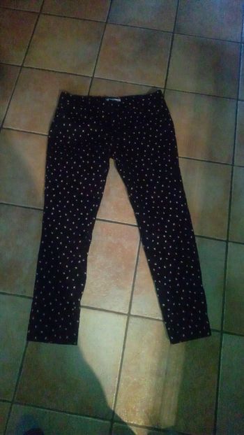 Pantalon jean noir a motifs blanc T40