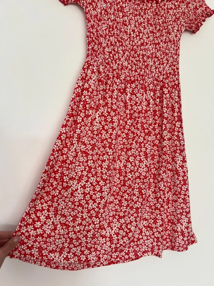 Robe fleurie épaules dénudées femme Stradivarius - photo numéro 3
