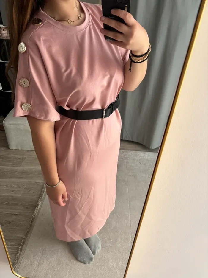 robe avec bouton - photo numéro 6