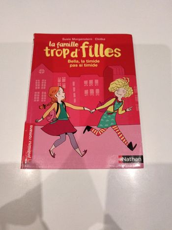 Livre la famille trop d'filles Bella la timide pas si timide