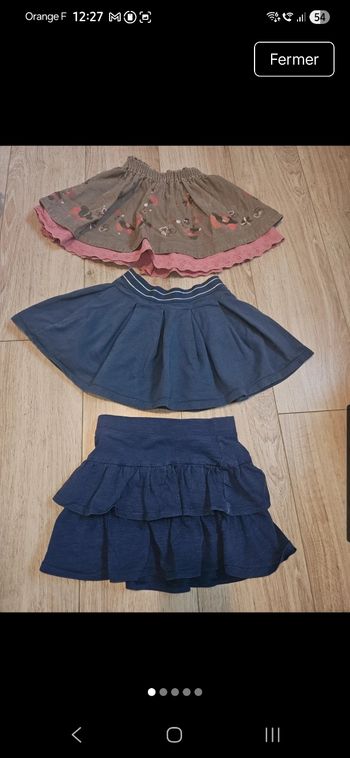 3 jupes 3/4 ans