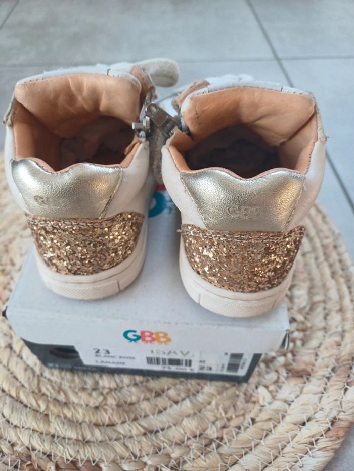 Superbe baskets gbb taille 23 - photo numéro 4