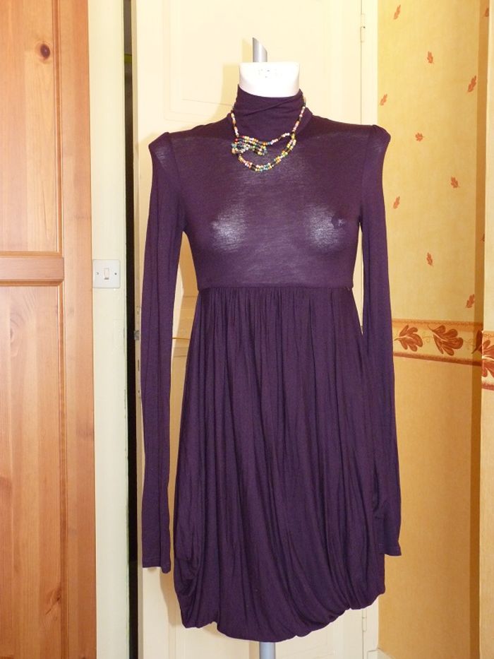 BERSHKA Robe TULIPE COL ROULE - violette taille M