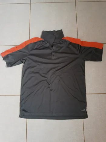 T-shirt sport gris et orange