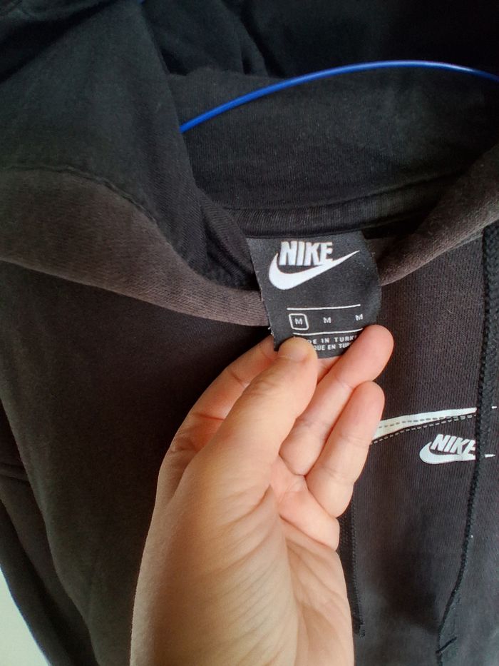 Sweat à capuche marque NiKE - photo numéro 2