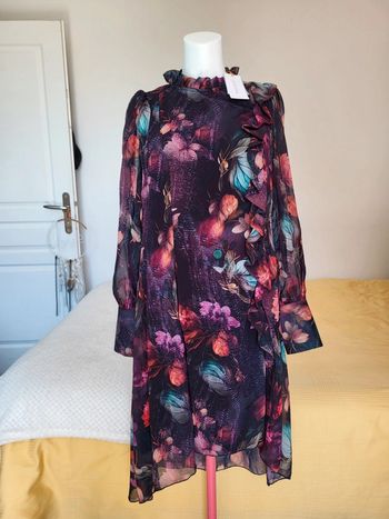 Magnifique robe Rinascimento  S 36 neuve valeur 180€