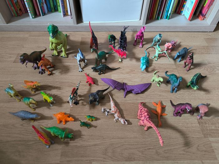 Gros lot de dinosaures