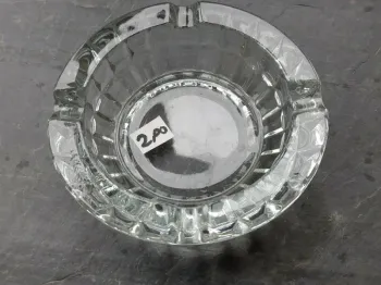 Gros cendrier en verre