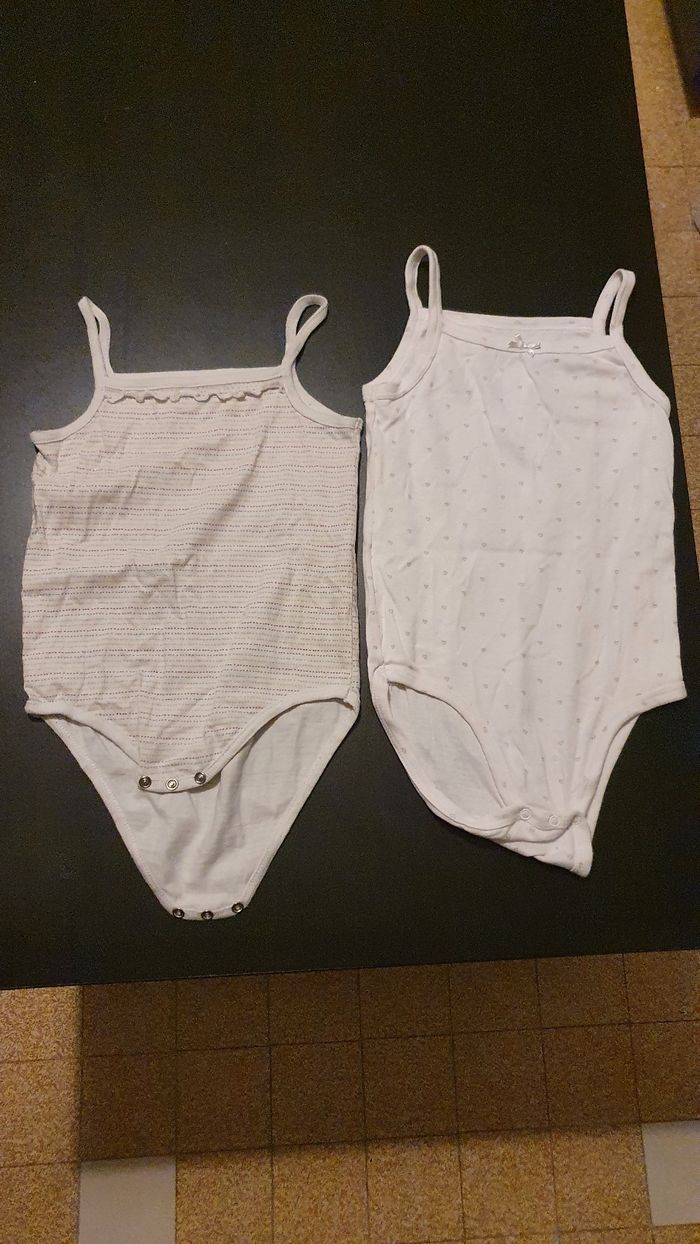 Lot de 9 bodies + 2 pantalons pyjama fille 18 mois - photo numéro 4