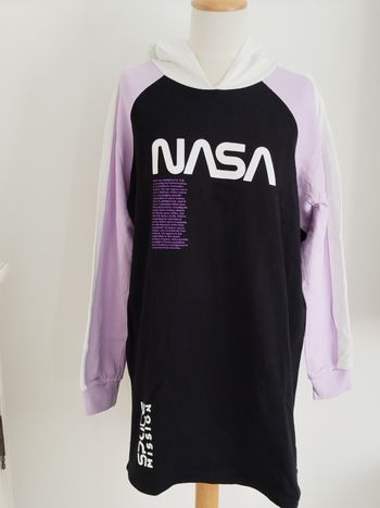 Robe noire et lila à capuche Nasa taille M