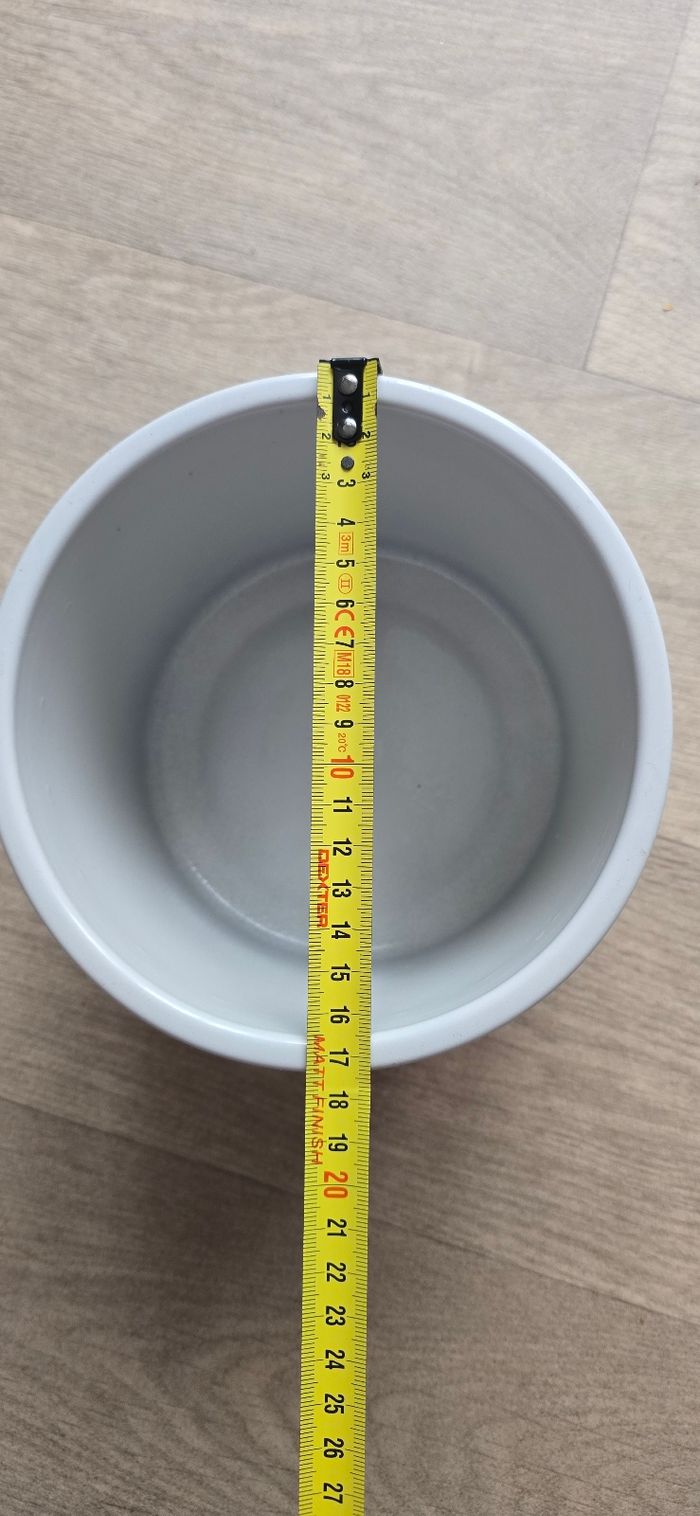 Gros  chache pot de fleur - photo numéro 3