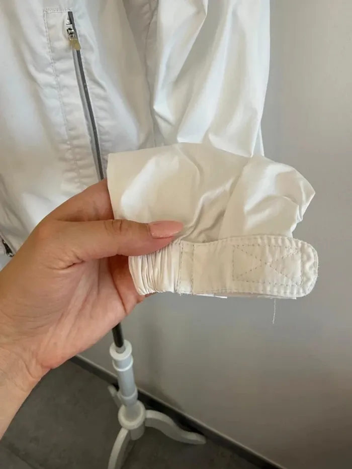 Veste de sport Nike Clima fit femme blanche logo brodé taille M - photo numéro 5