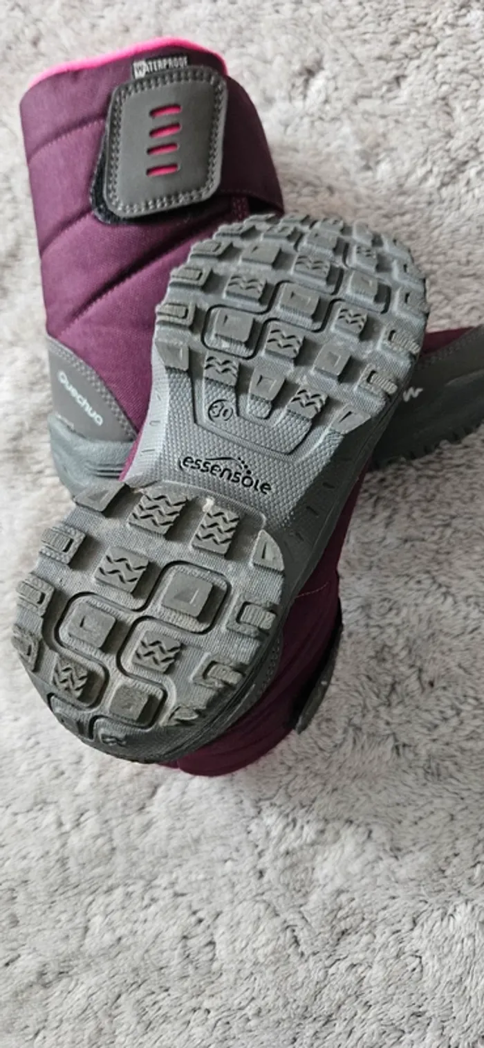 Botte Quechua neuve taille 30 - photo numéro 4