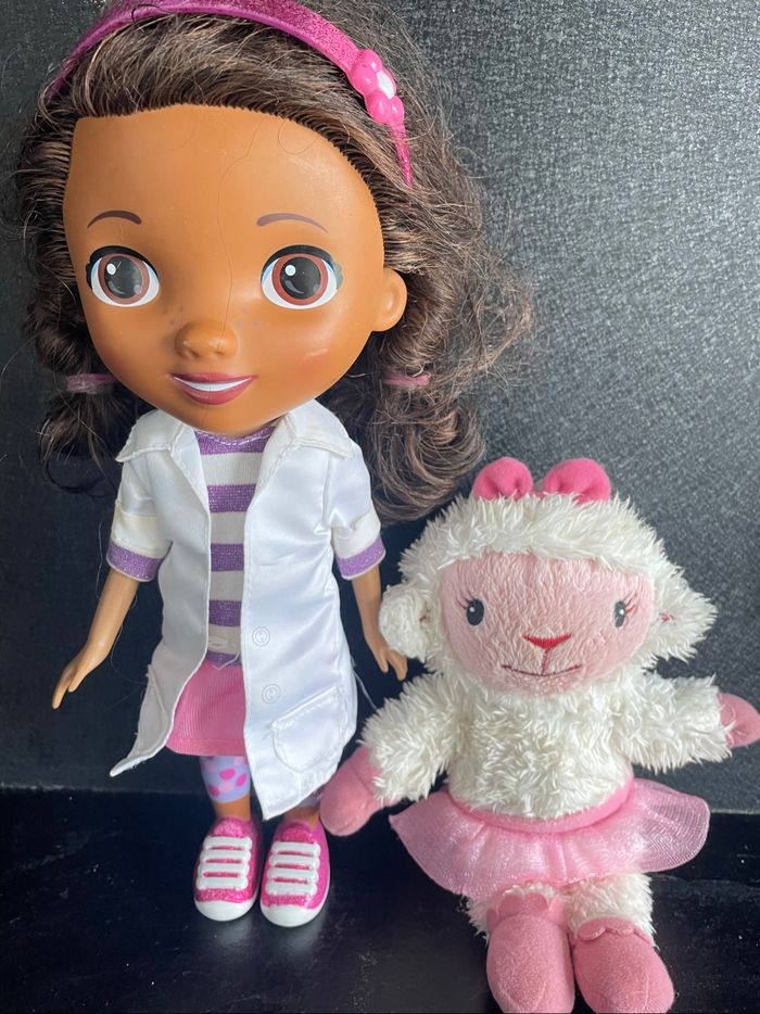 Docteur la peluche poupée et accessoires - photo numéro 2