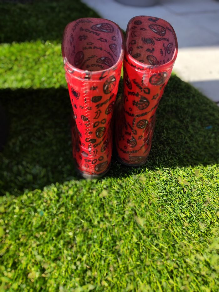 Bottes de pluie Spiderman taille 25 - photo numéro 2