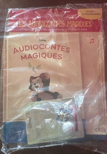 Num109 Livre et figurine collection audiocontes Magiques Altaya édition disney