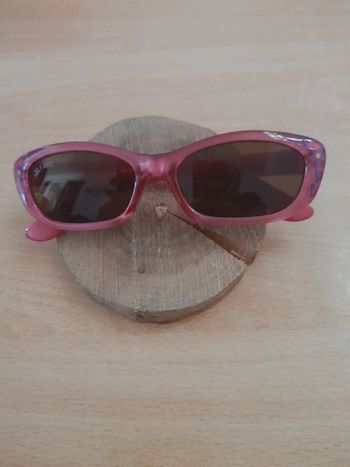 Lunettes de soleil rose