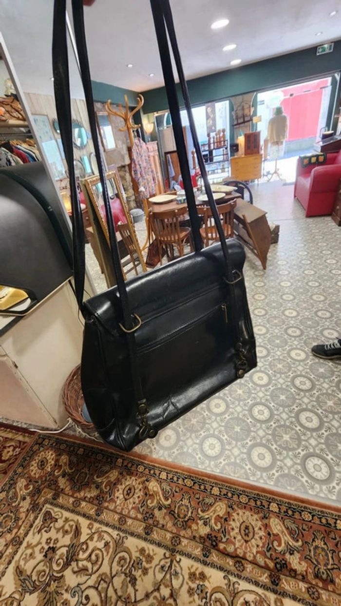 Sac à main + sac à dos en cuir lumineux noir - photo numéro 6