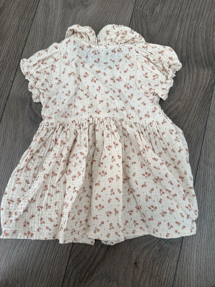 Robe kiabi 9 mois - photo numéro 3