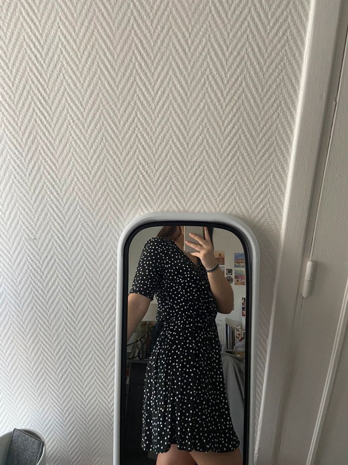 Robe Kiabi noire à pois blancs - photo numéro 2