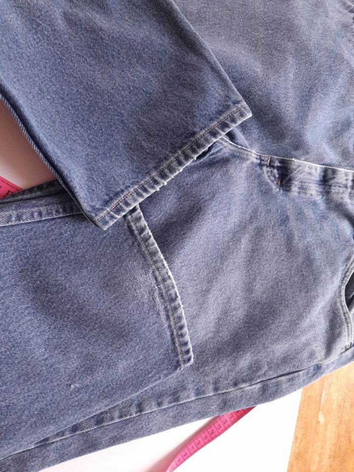 Jean wrangler large et court 37×30 - photo numéro 9