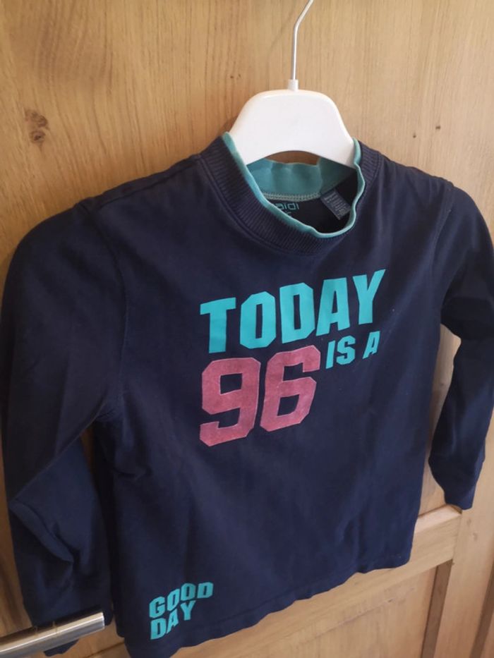 T-shirt épais Okaidi 8 ans en bleu marine et bleu - photo numéro 2