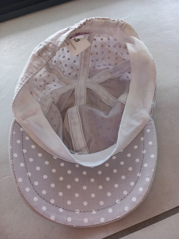 Casquette bébé grise et blanche T.46 - photo numéro 2