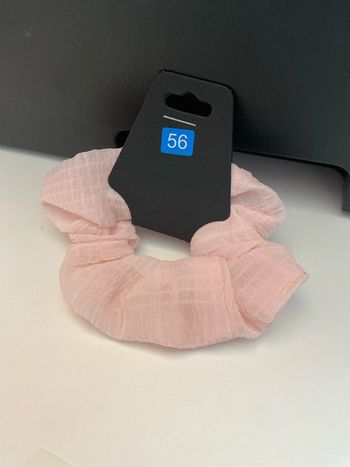 Chouchou matière gaufrée rose