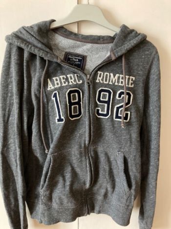 Sweat-shirt taille S