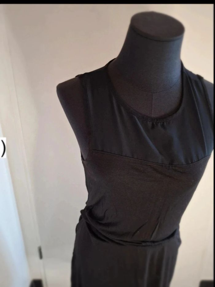 Robe pour femme taille XS Marque H&M très bon état - photo numéro 2