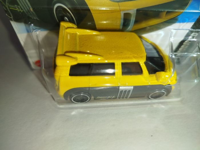 Hot Wheels Renault Espace F1 1êre Édition 2025 - photo numéro 6