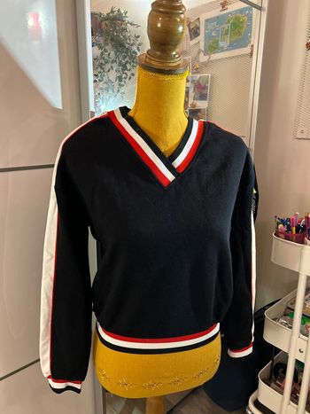 Pull col V Zara