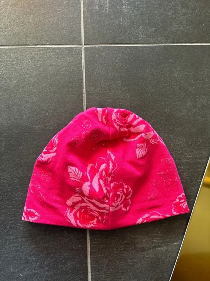 Bonnet fillette taille 48 neuf - photo numéro 2
