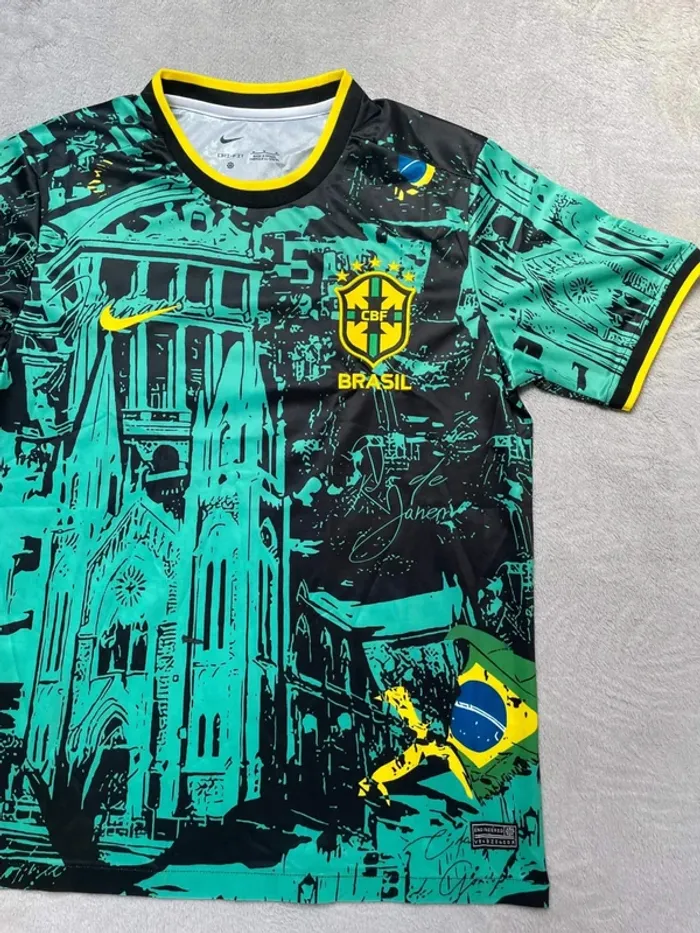 Maillot concept foot Brésil vert noir édition Cathédrale taille M - photo numéro 3