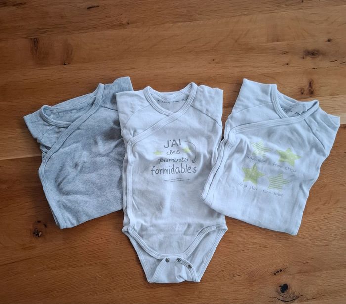 Lot 3 bodys - photo numéro 3