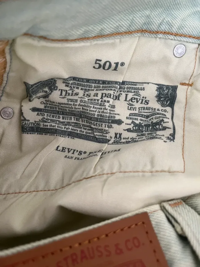 Short en jean vert pâle Levi’s 501 taille 26 - photo numéro 5
