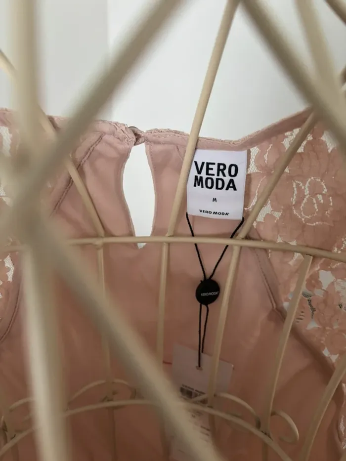 Robe neuve Vero Moda - Taille M - Rose pâle - photo numéro 4