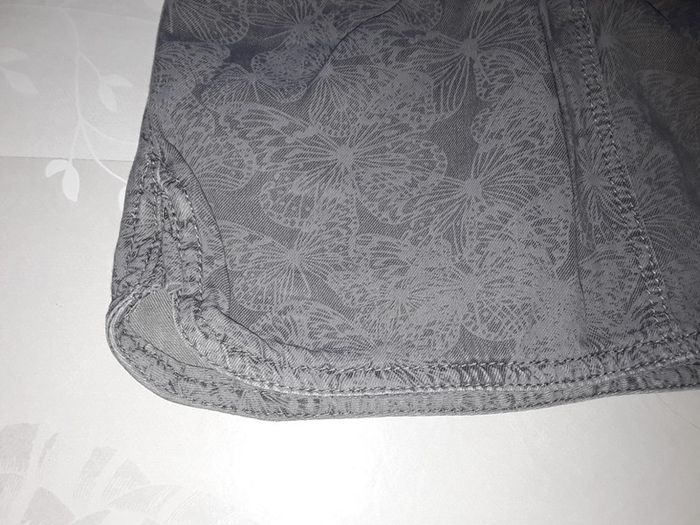 🔮 Jupe Tape à l'Oeil en 6 ans 🔮 - photo numéro 3