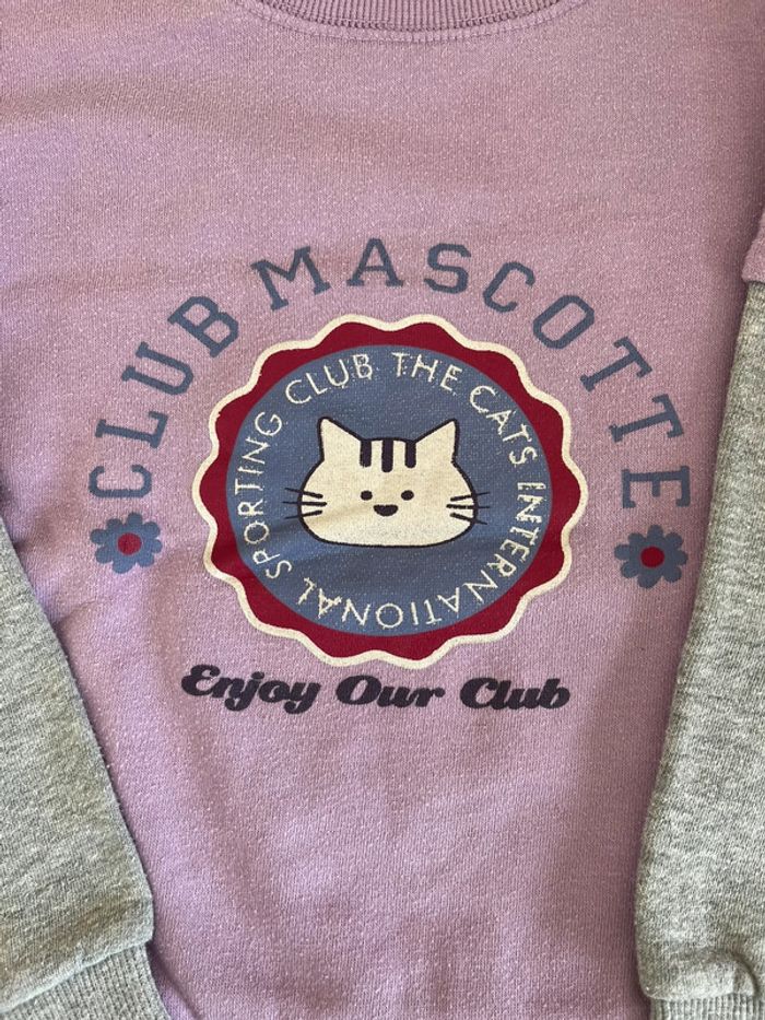 Sweat-shirt fille taille (116-122). - photo numéro 5