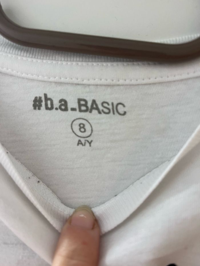 T-shirt unique 8 ans - photo numéro 2